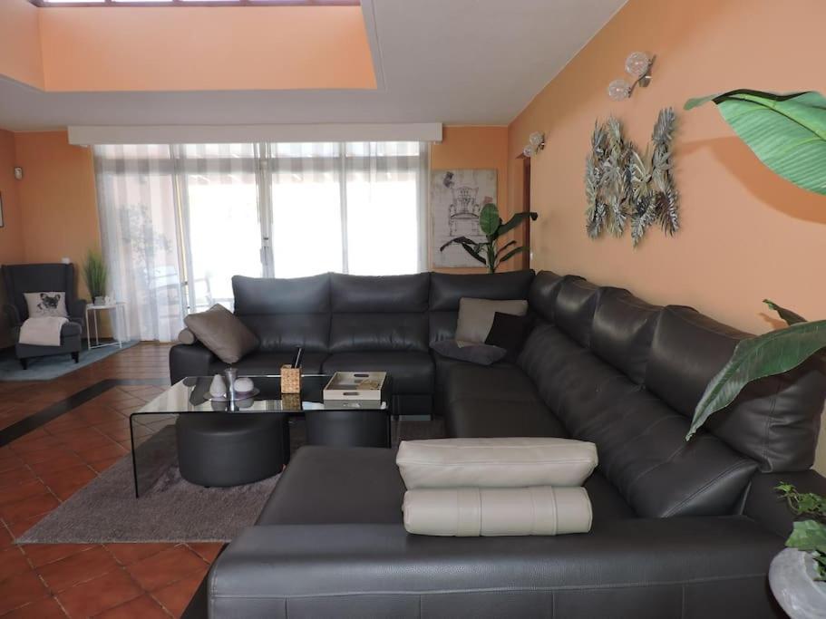 Villa Ventura - Piscina Climatizada & Aire Acondicionado
